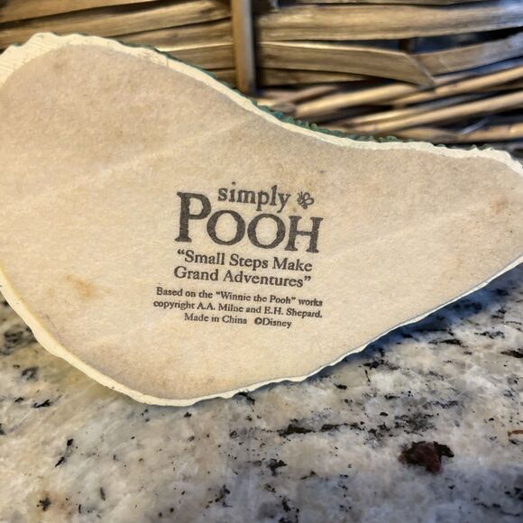 Disney Simply Pooh RETIRED “Small Steps Make Grand Adventures” Figurine - Picture 8 of 8